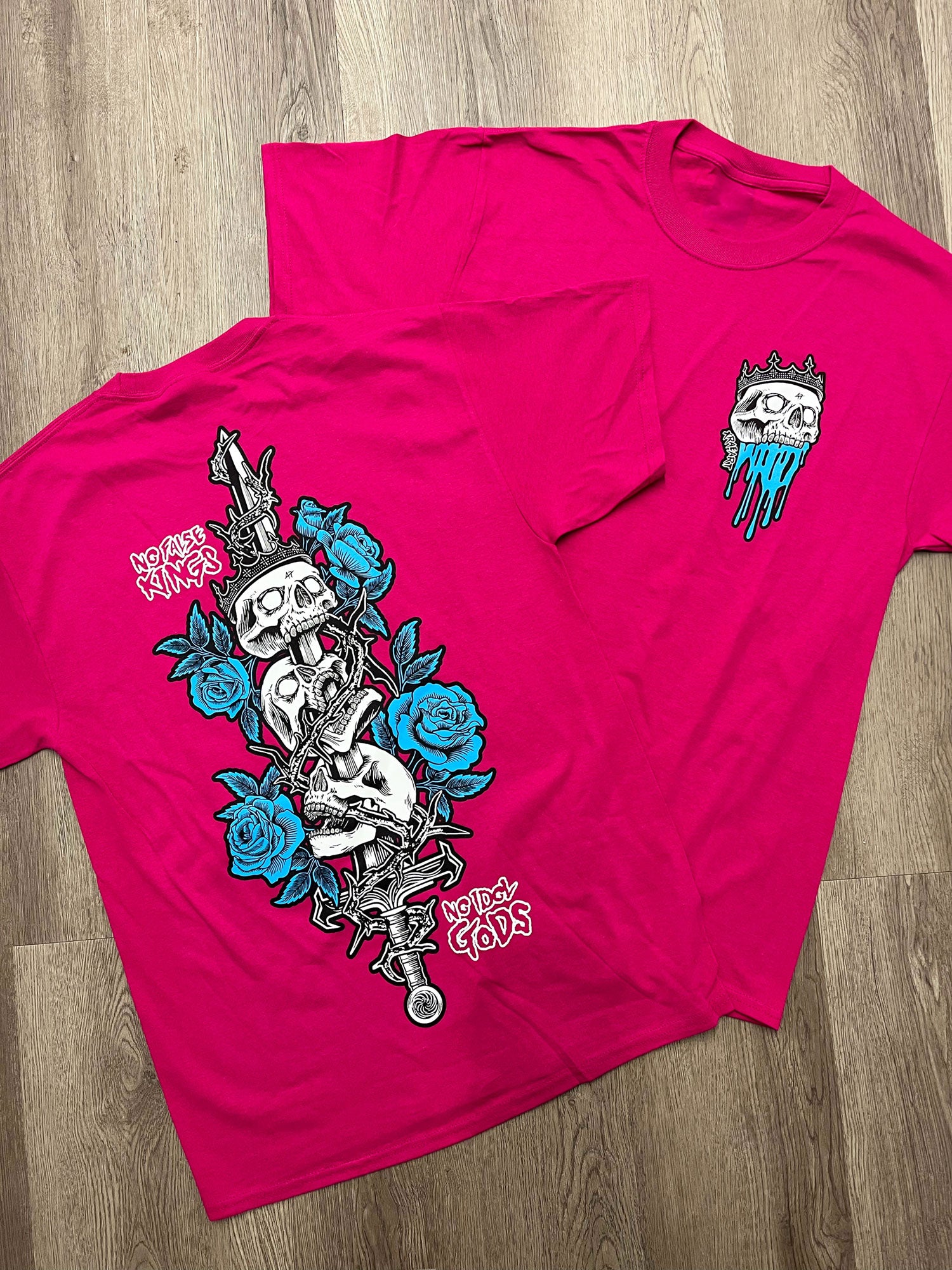 NO FALSE KINGS NO IDOL GODS T-Shirt (Pink/Blue) – XRAEART CLOTHING