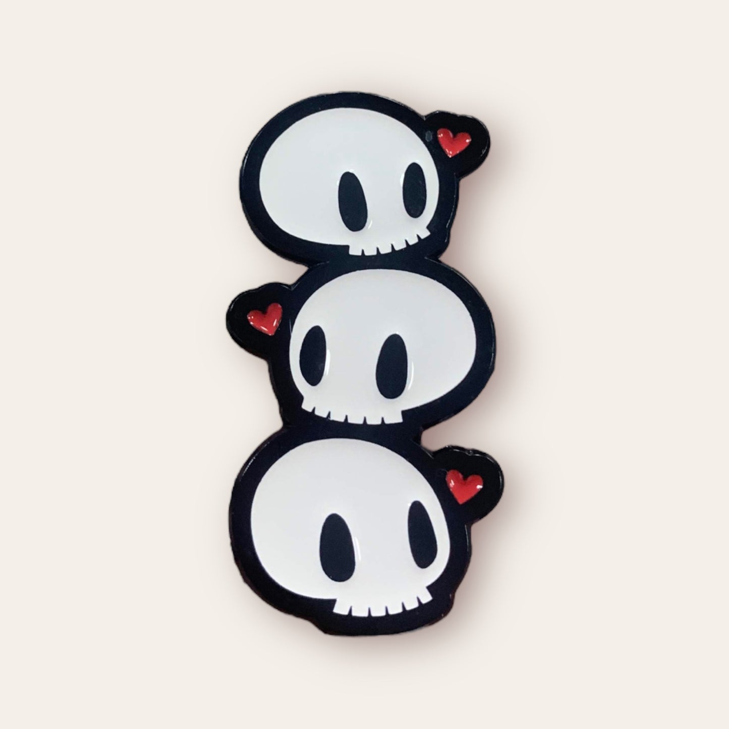 SKULL LOVE Enamel Pin