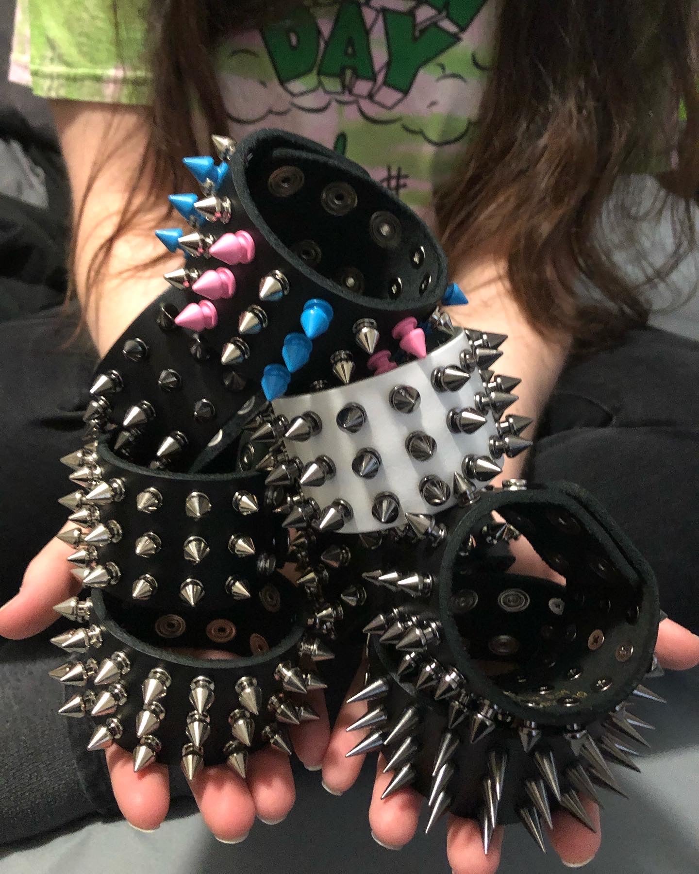 THE CHUNGUS Leather Spiked Cuff – XRAEART CLOTHING