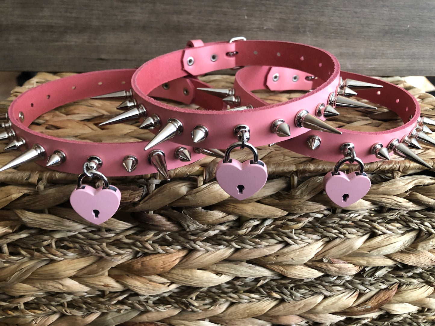 HEART LOCKET Choker ( Pink )