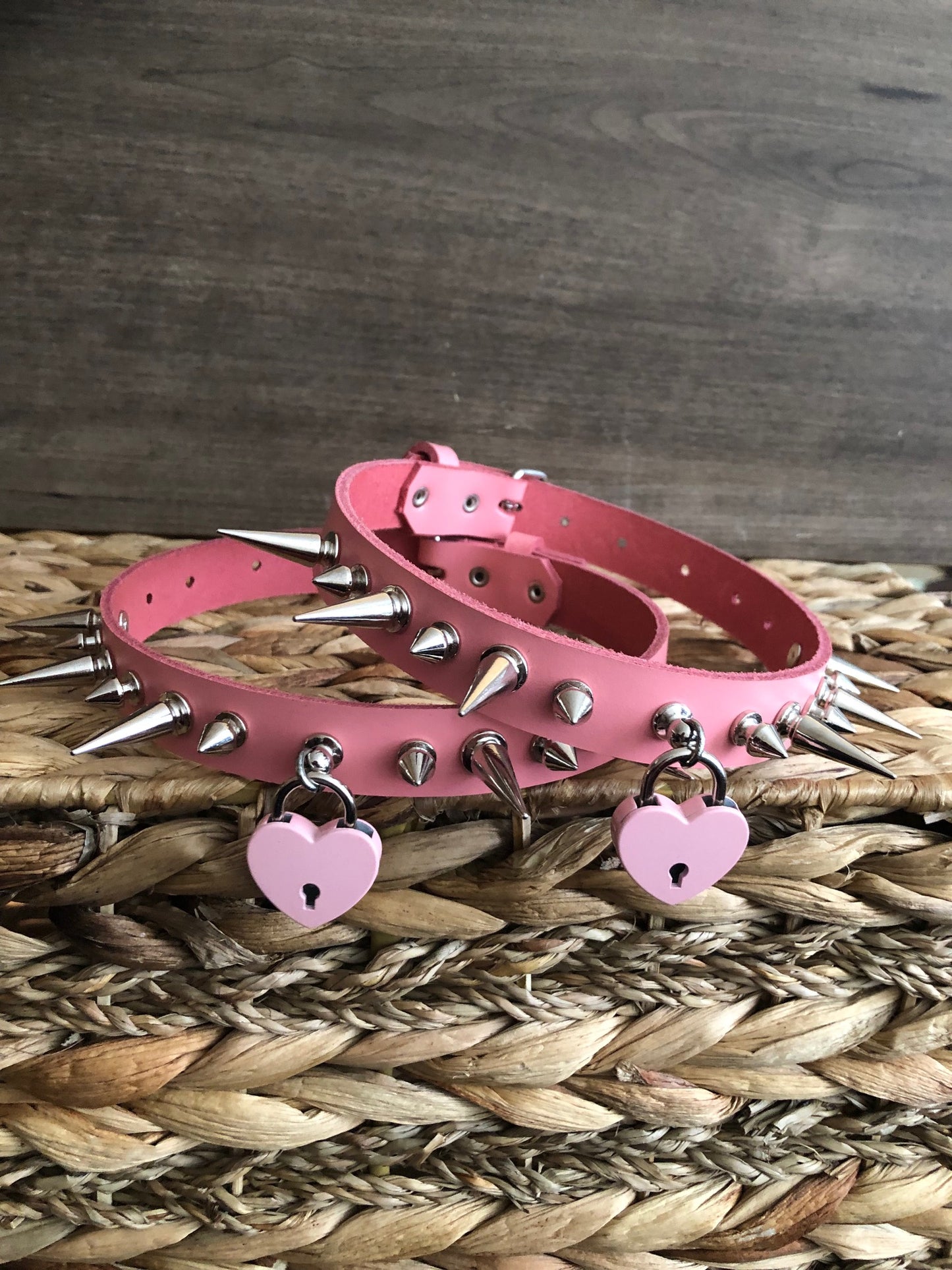 HEART LOCKET Choker ( Pink )