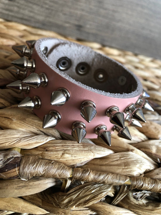 SUGAR AND SPICE " NEW " FANG CUFF ( friendship bracelets ❤️  )