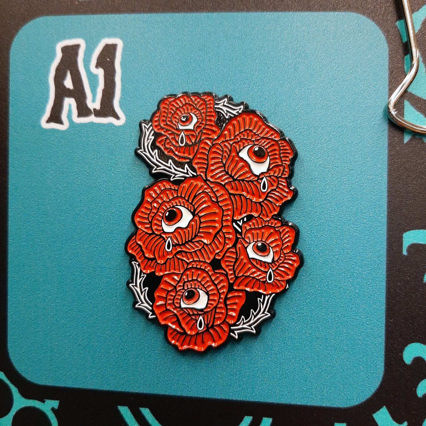 BUDDING ROMANCE Enamel Pin