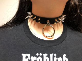 Load image into Gallery viewer, SINGLE O-RING Leather Spiked Choker
